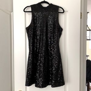 Black Guess Mimi dress. Secquenced